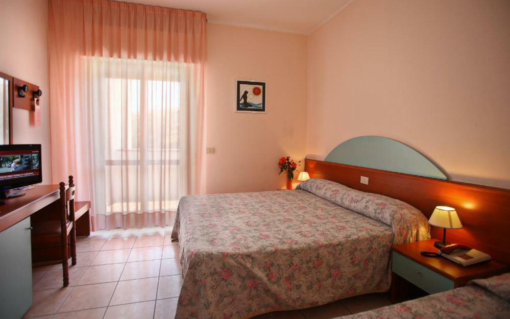 Aloha Park Hotel Campomarino  Extérieur photo